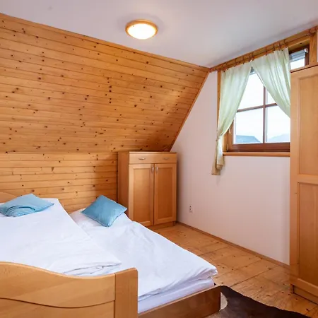 Tatralake Log - Drevenica Pri Mare Domek alpejski *